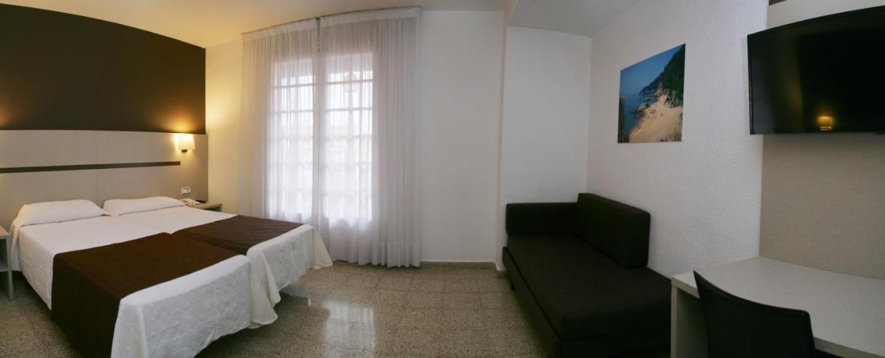 Hotel La Carolina リョレート・デ・マル エクステリア 写真