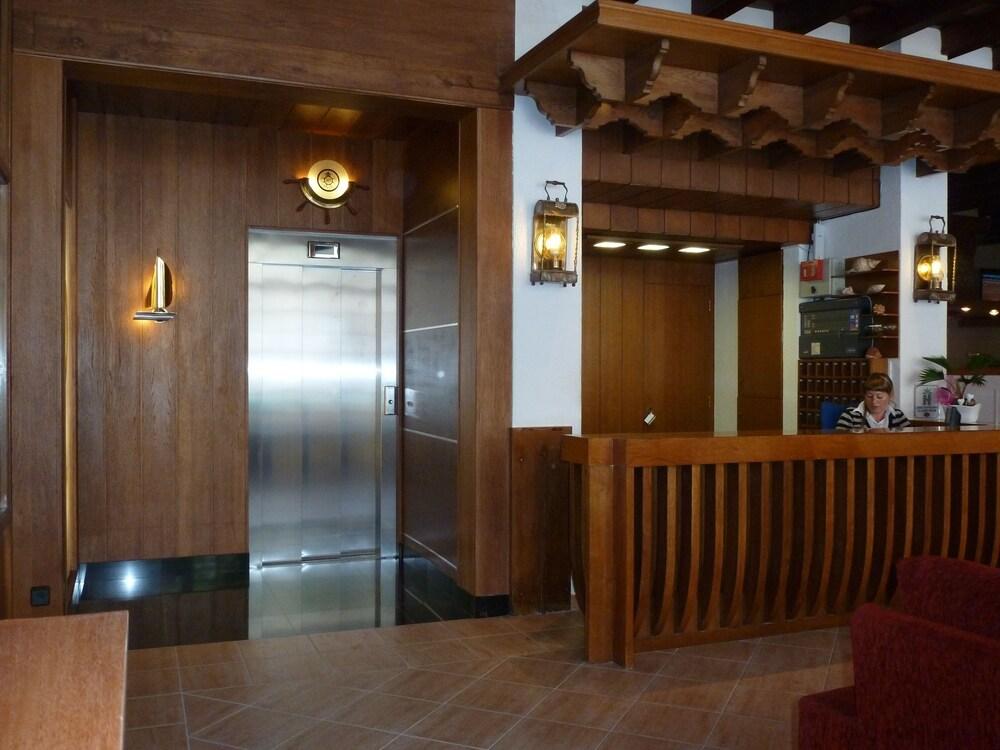 Hotel La Carolina リョレート・デ・マル エクステリア 写真