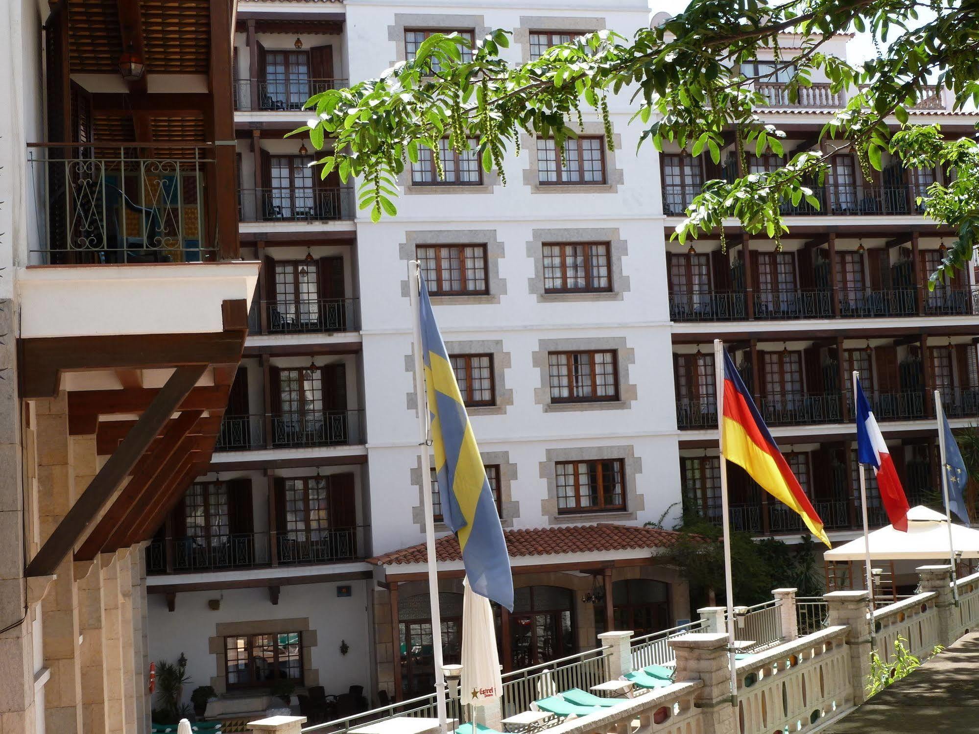 Hotel La Carolina リョレート・デ・マル エクステリア 写真