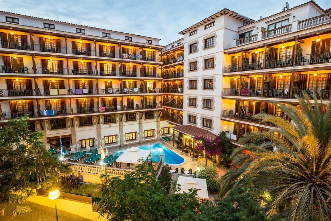Hotel La Carolina リョレート・デ・マル エクステリア 写真
